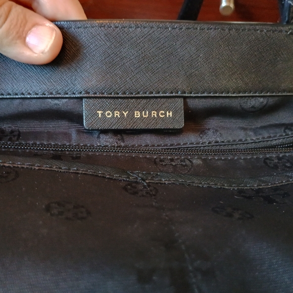Tory Burch York Buckle Tote - Picture 5 of 6